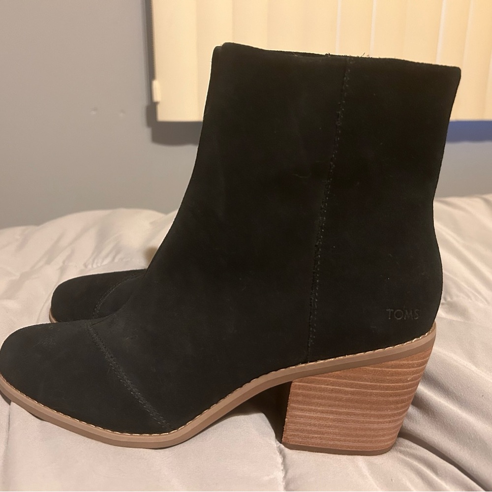 Toms Black Heeled Boots Size 9 New With Tags
